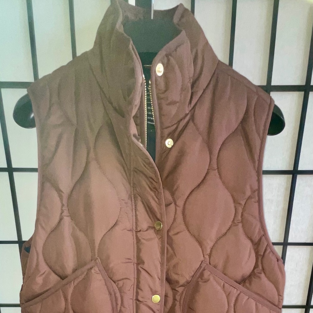 J. Crew Quilted Vest size Large